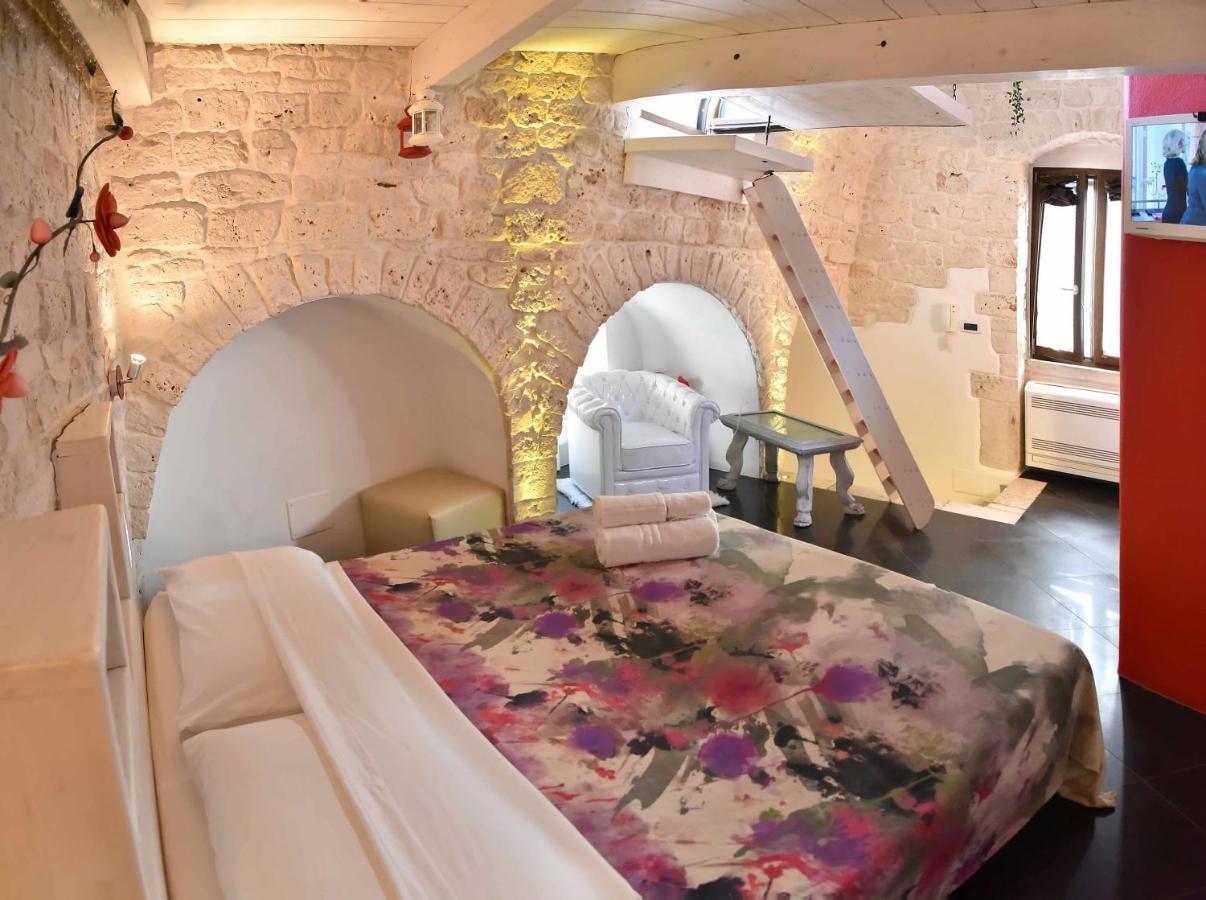 L'Angolo Di Gaudi, Casa Mila Путиньяно Экстерьер фото